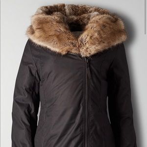 Mid-length goose-down parka Babaton